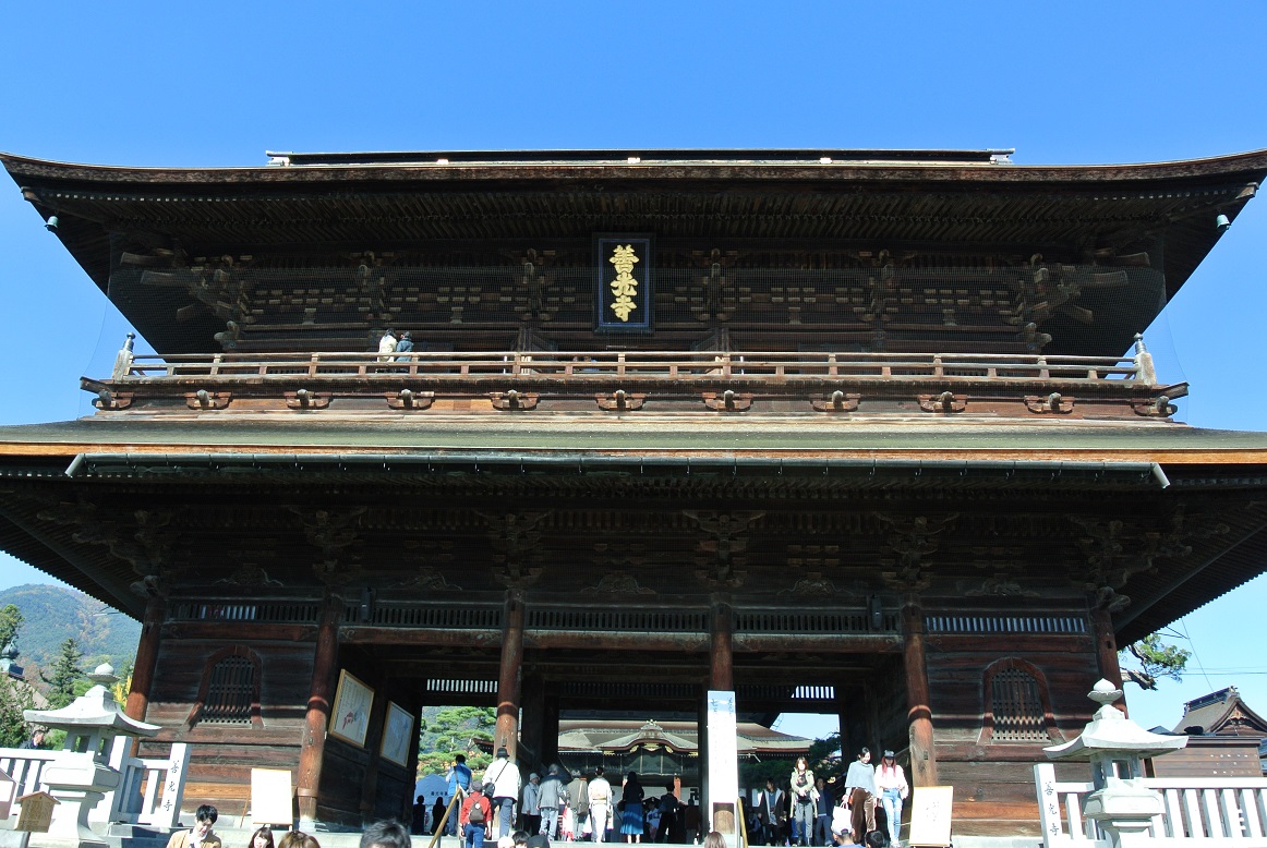 【車で行く】パワスポ巡り！長野県の善光寺に行ってきました。